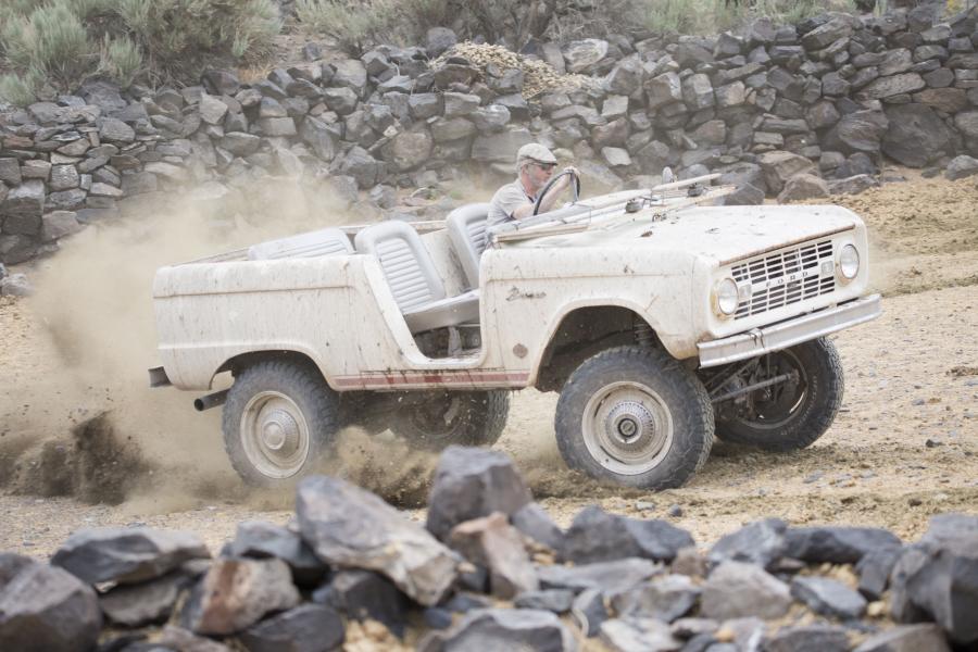 Ford Bronco Derelict Roadster by ICON 2018 года  (фото 25 из 29)